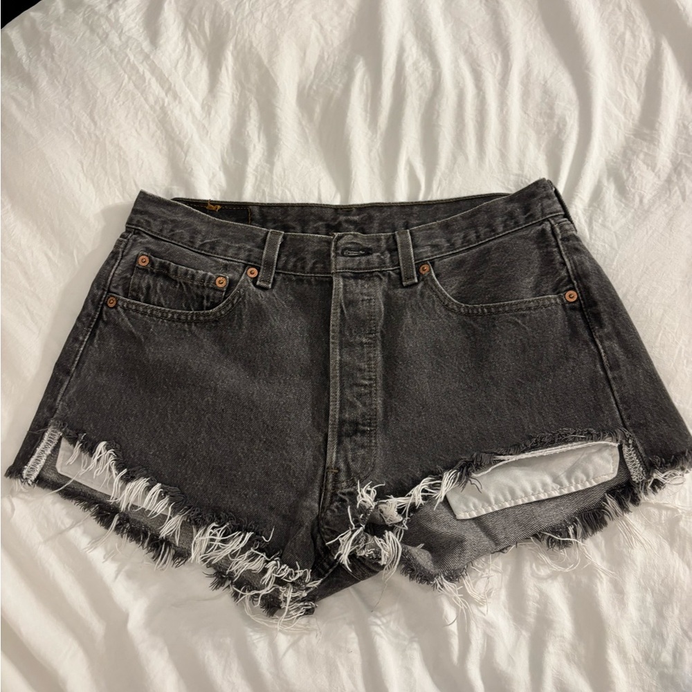 Black Levi Shorts 501